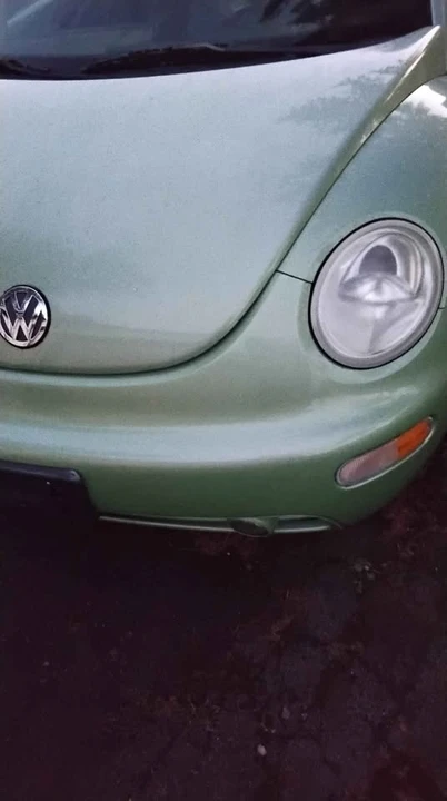 2001 Volkswagen New Beetle - Image 6 of 7