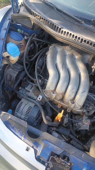 2001 Volkswagen New Beetle - Image 7 of 8