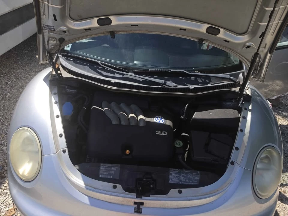 2001 Volkswagen New Beetle - Image 5 of 14