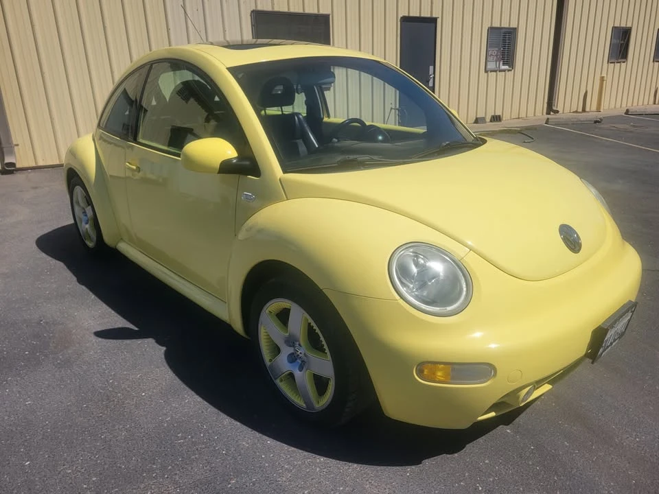2001 Volkswagen New Beetle - Image 9 of 14