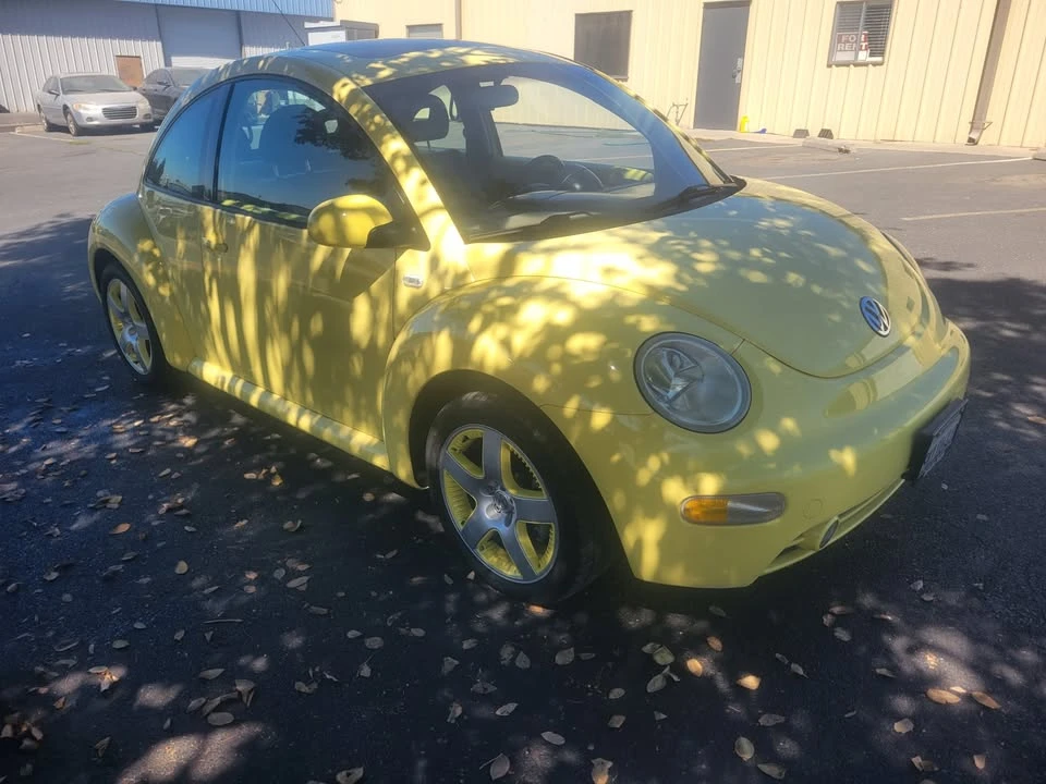 2001 Volkswagen New Beetle - Image 3 of 14
