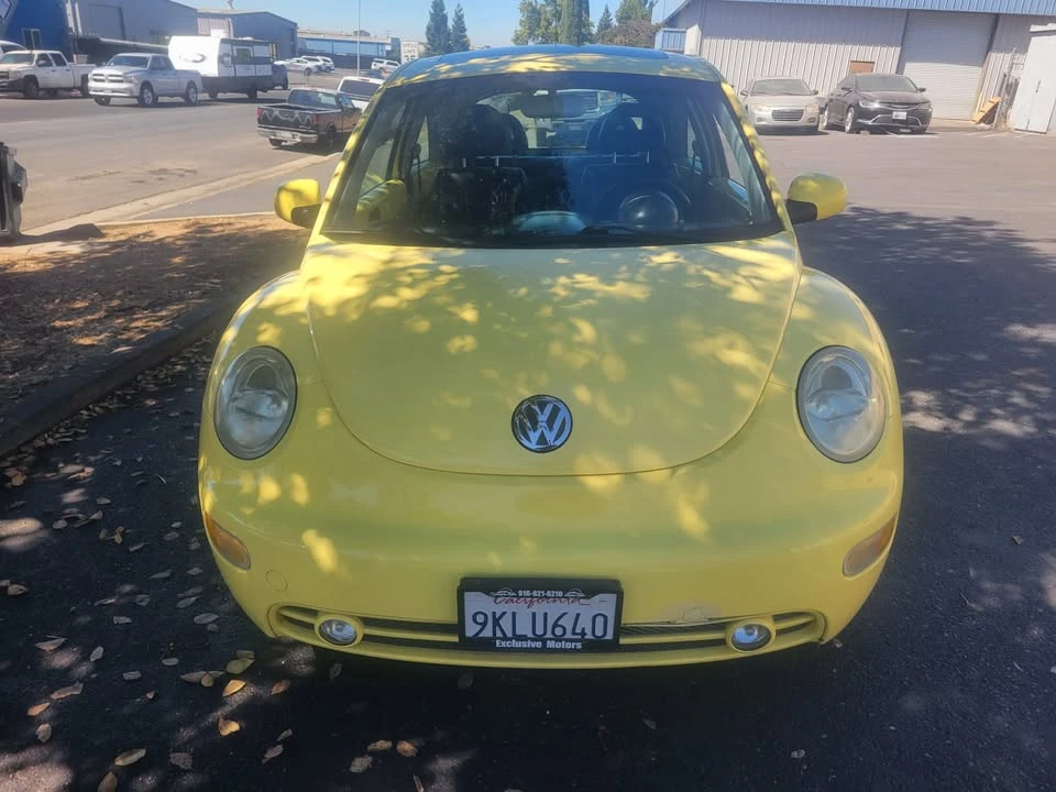 2001 Volkswagen New Beetle - Image 2 of 14