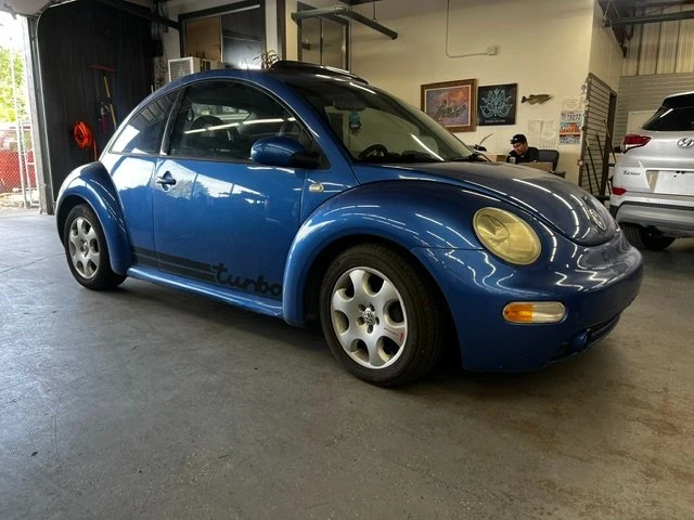 2001 Volkswagen New Beetle - Image 3 of 10