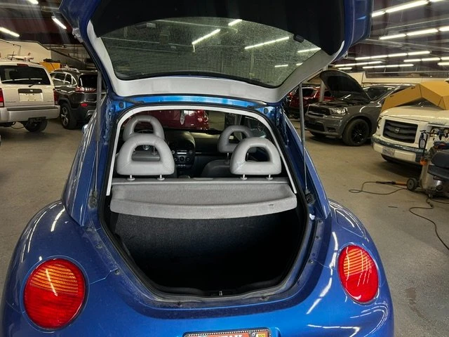 2001 Volkswagen New Beetle - Image 7 of 10