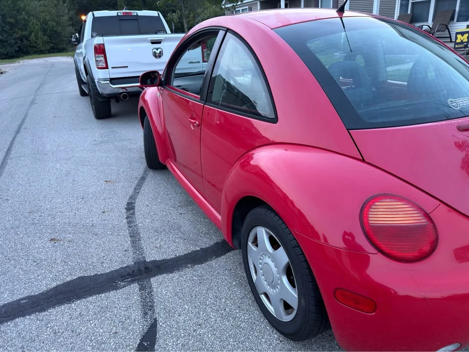 2001 Volkswagen New Beetle - Image 3 of 8