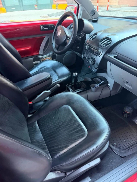 2001 Volkswagen New Beetle - Image 5 of 10