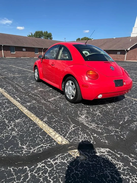 2001 Volkswagen New Beetle - Image 6 of 11