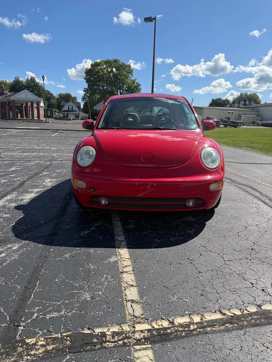 2001 Volkswagen New Beetle - Image 2 of 11