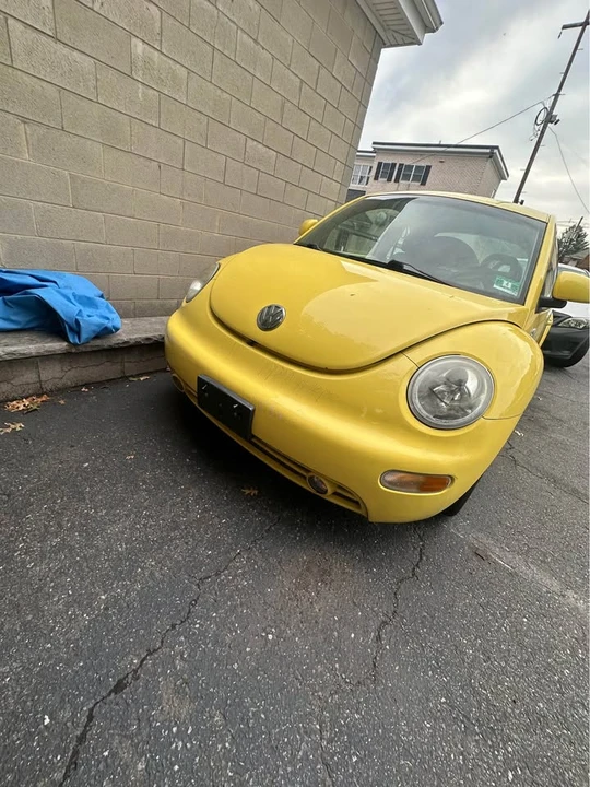 2001 Volkswagen New Beetle - Image 2 of 3