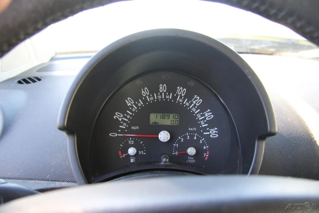 2001 Volkswagen New Beetle - Image 15 of 21