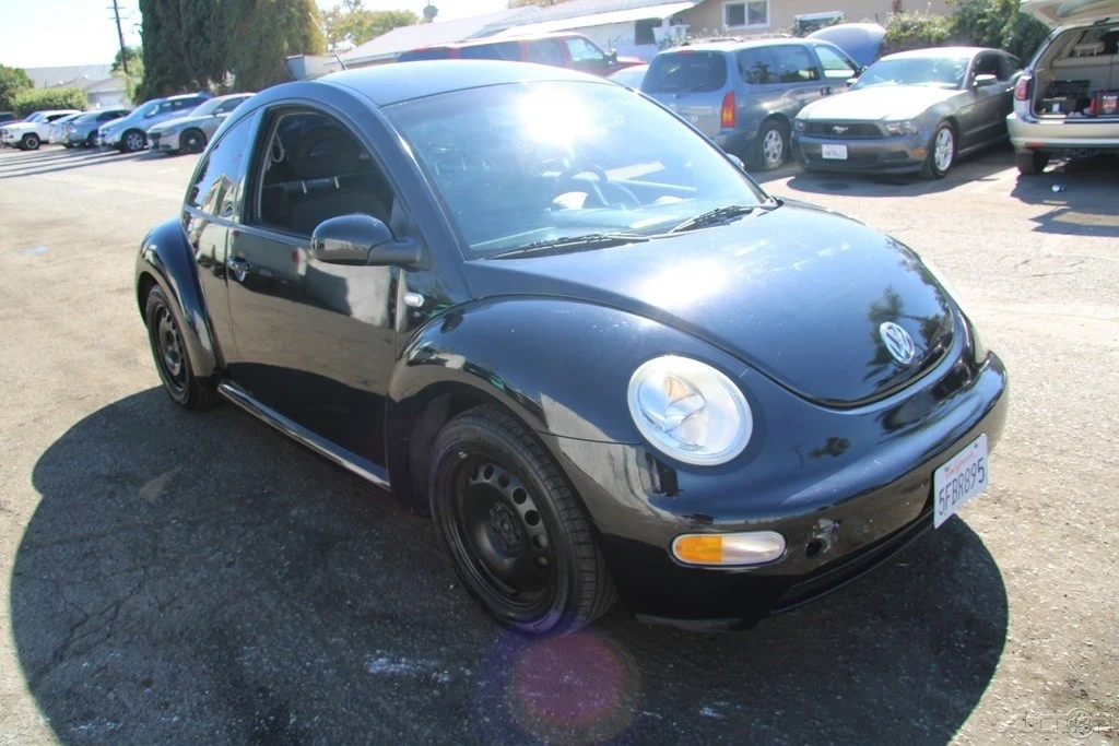 2001 Volkswagen New Beetle - Image 8 of 21
