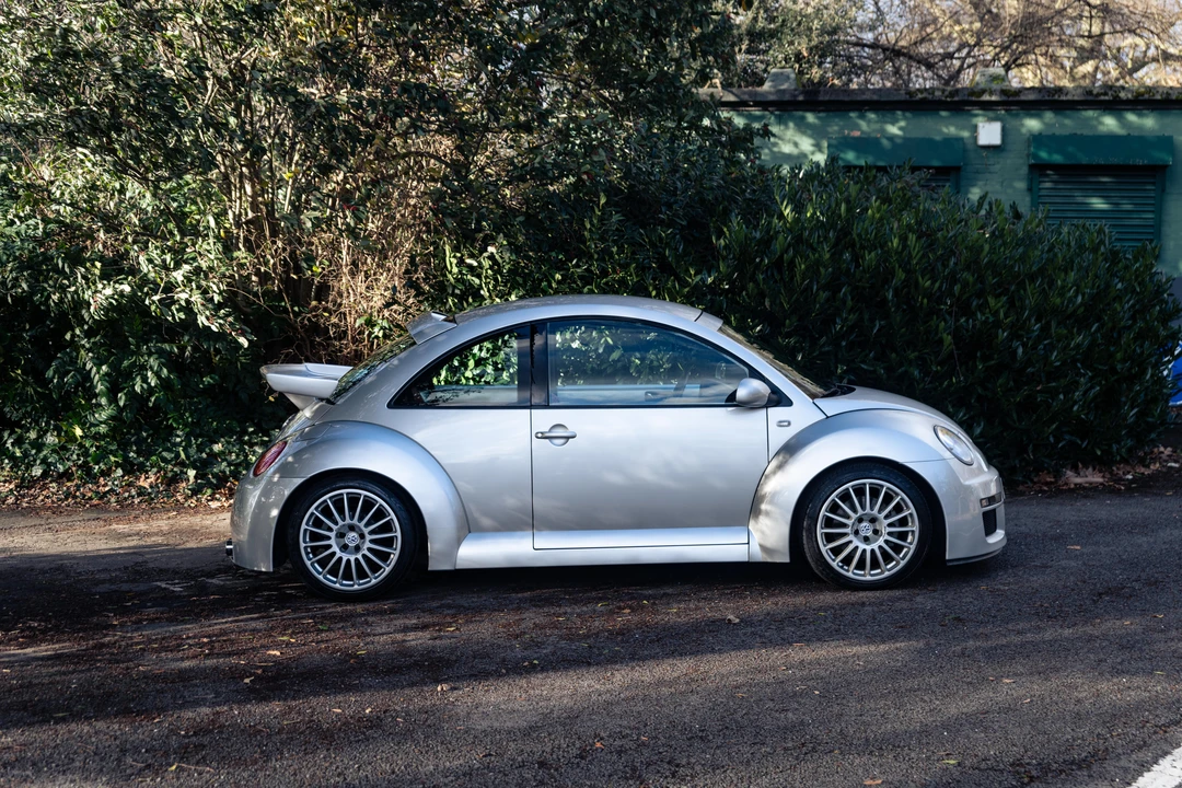 2001 Volkswagen Beetle (1980-2003) - Image 5 of 31
