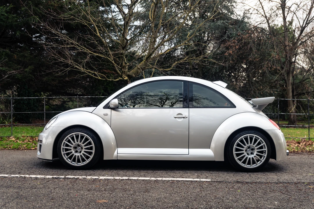 2001 Volkswagen Beetle (1980-2003) - Image 8 of 31