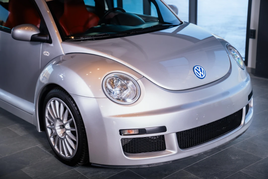 2001 Volkswagen Beetle (1980-2003) - Image 12 of 31