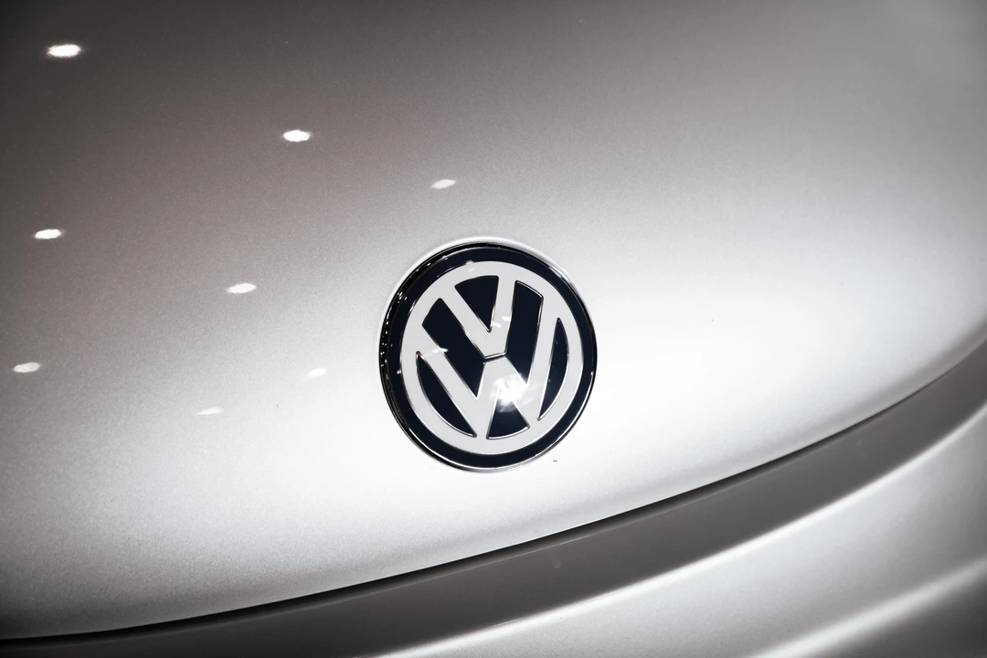 2001 Volkswagen Beetle (1980-2003) - Image 15 of 31