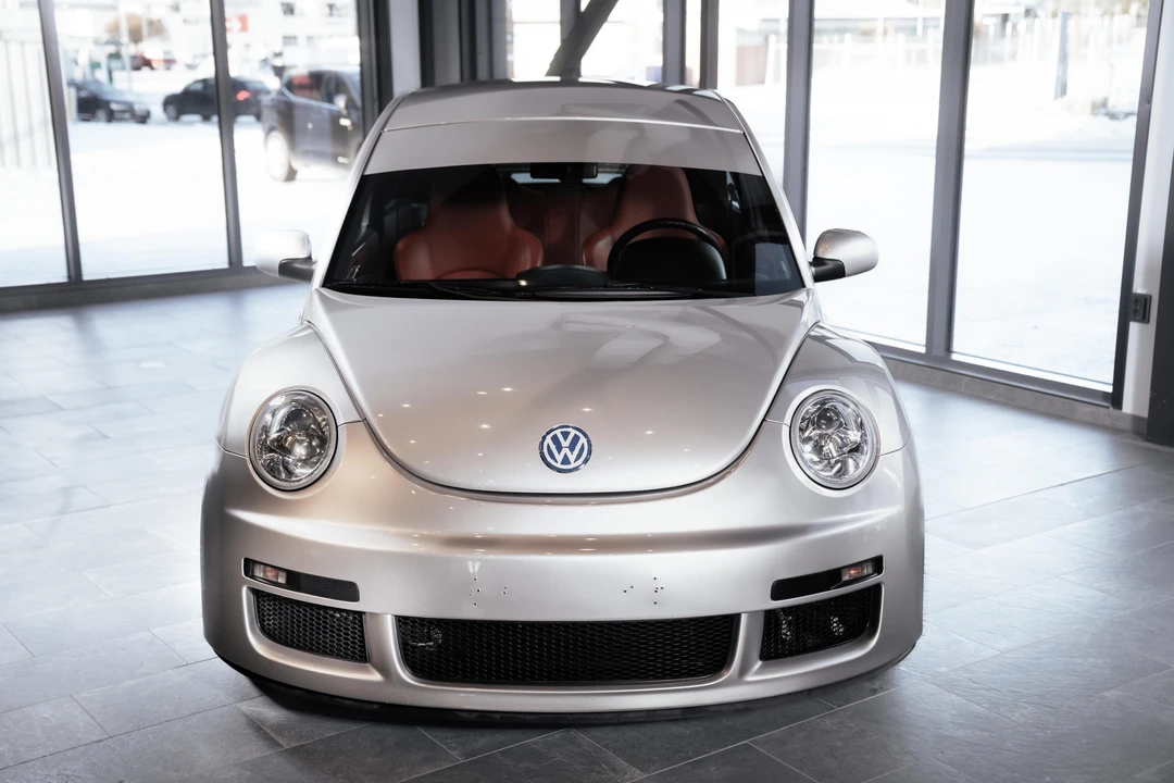 2001 Volkswagen Beetle (1980-2003) - Image 10 of 31