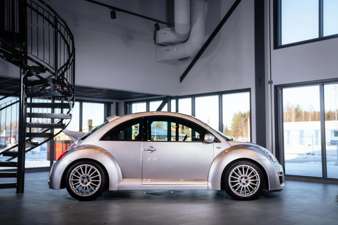 2001 Volkswagen Beetle (1980-2003) - Image 4 of 31