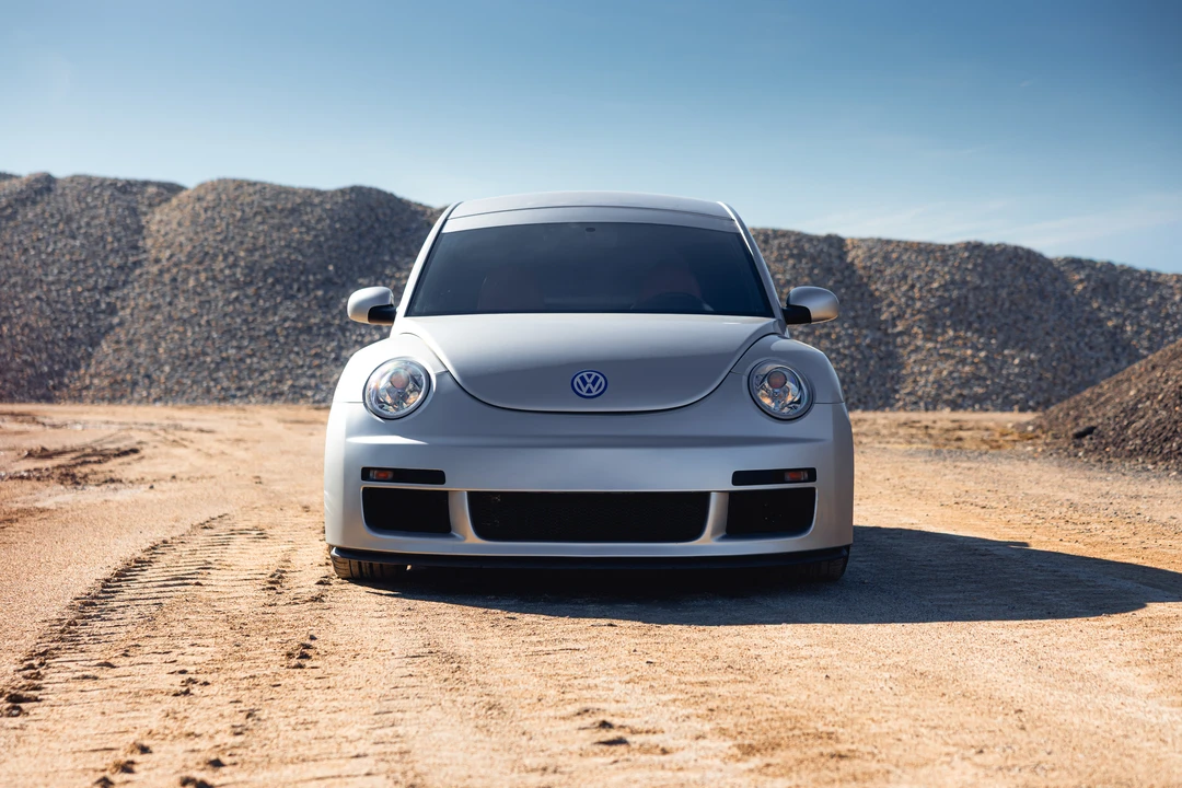 2001 Volkswagen New Beetle - Image 2 of 31