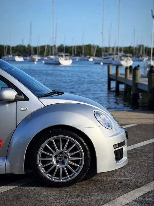 2001 Volkswagen Beetle (1980-2003) - Image 8 of 20