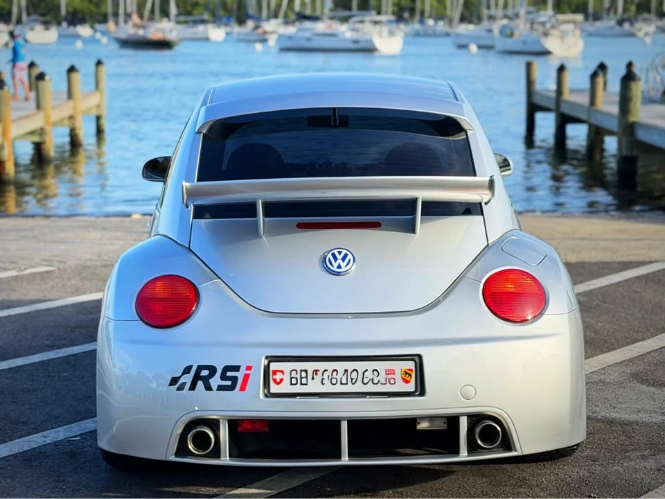 2001 Volkswagen Beetle (1980-2003) - Image 9 of 20