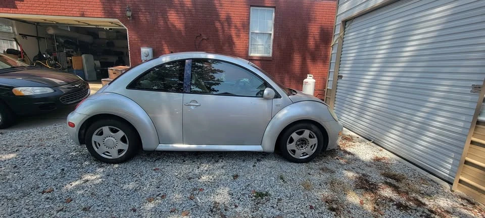 2001 Volkswagen New Beetle - Image 2 of 20
