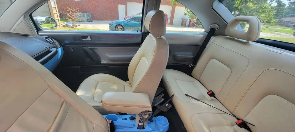 2001 Volkswagen New Beetle - Image 16 of 20