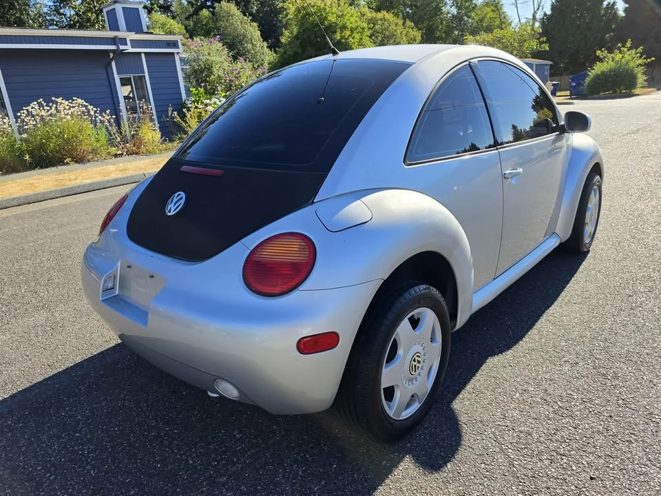 2001 Volkswagen New Beetle - Image 4 of 20