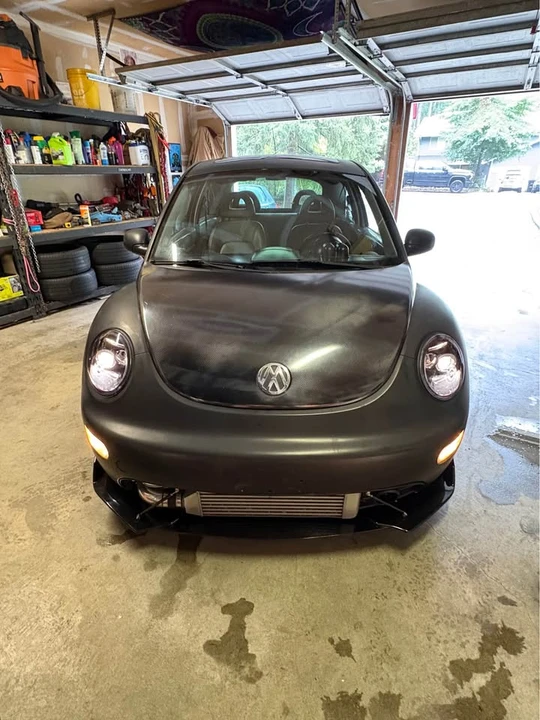 2001 Volkswagen New Beetle - Image 6 of 8