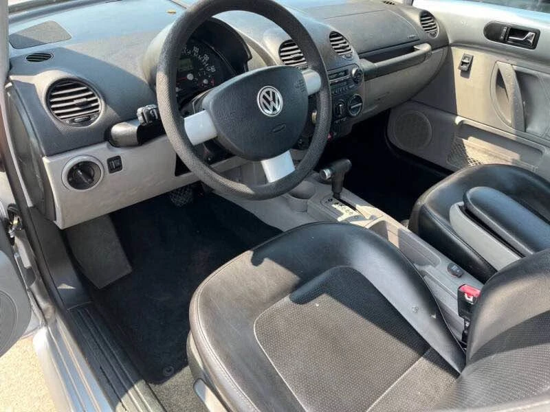 2001 Volkswagen New Beetle - Image 9 of 9
