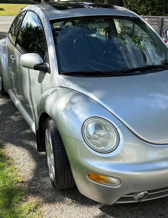 2001 Volkswagen New Beetle - Image 2 of 10