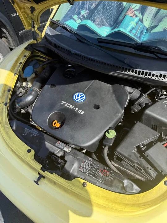 2001 Volkswagen New Beetle - Image 7 of 12