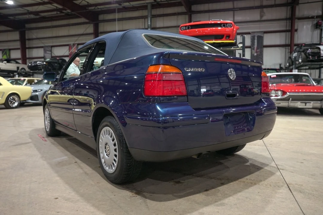 2001 Volkswagen New Beetle - Image 20 of 21