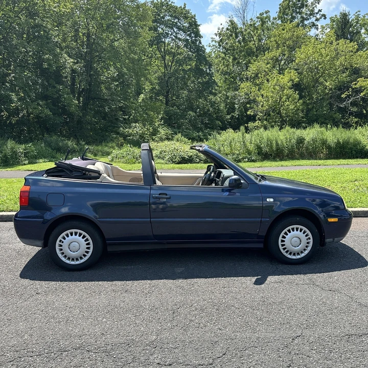 2001 Volkswagen Golf Cabrio Mk3 - Image 2 of 12