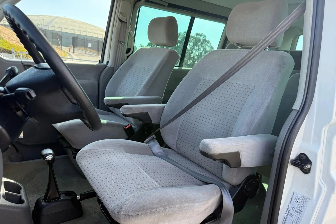 2001 Volkswagen EuroVan - Image 15 of 31