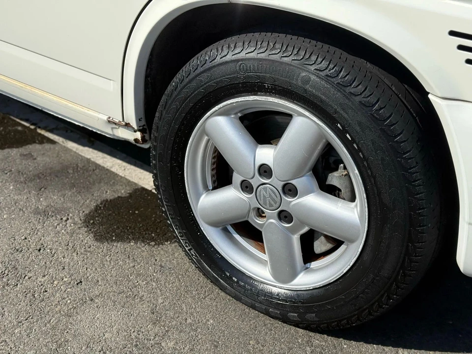 2001 Volkswagen EuroVan - Image 13 of 31