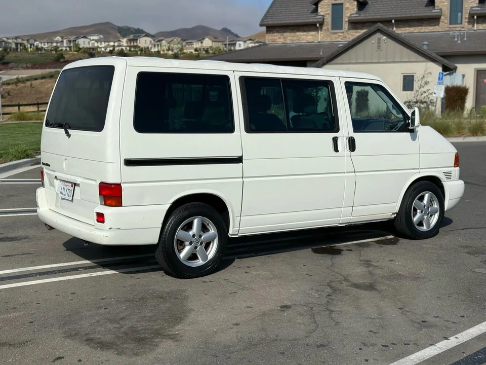 2001 Volkswagen EuroVan - Image 8 of 31