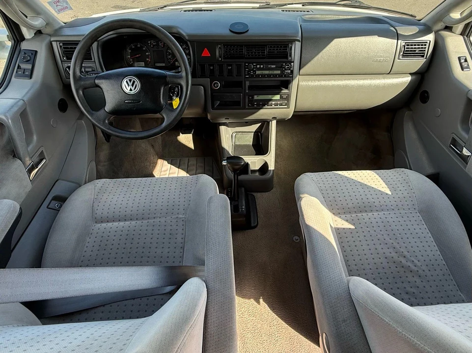 2001 Volkswagen EuroVan - Image 25 of 31