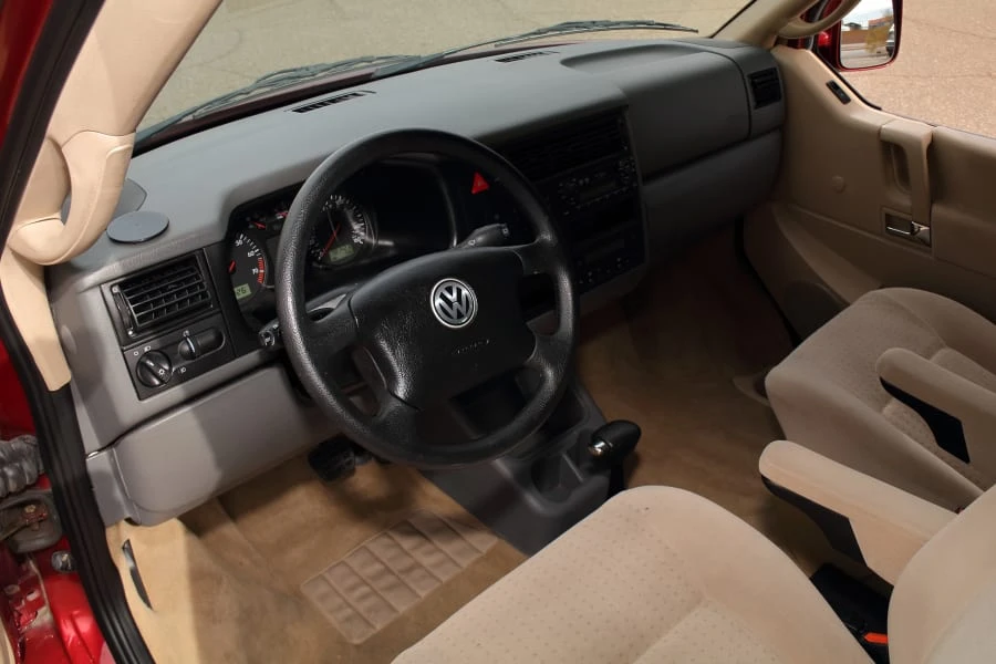 2001 Volkswagen EuroVan - Image 19 of 31