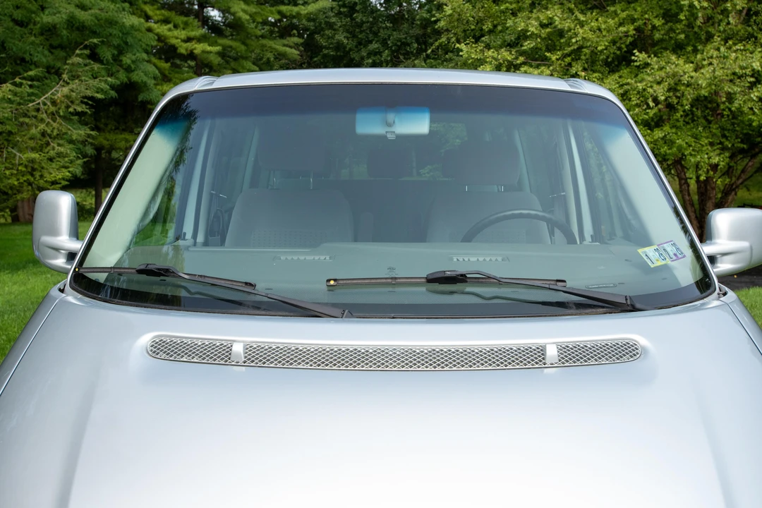 2001 Volkswagen EuroVan - Image 28 of 31