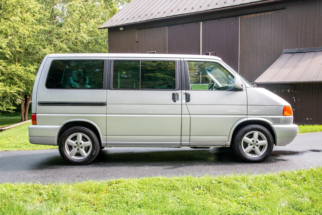 2001 Volkswagen EuroVan - Image 3 of 31