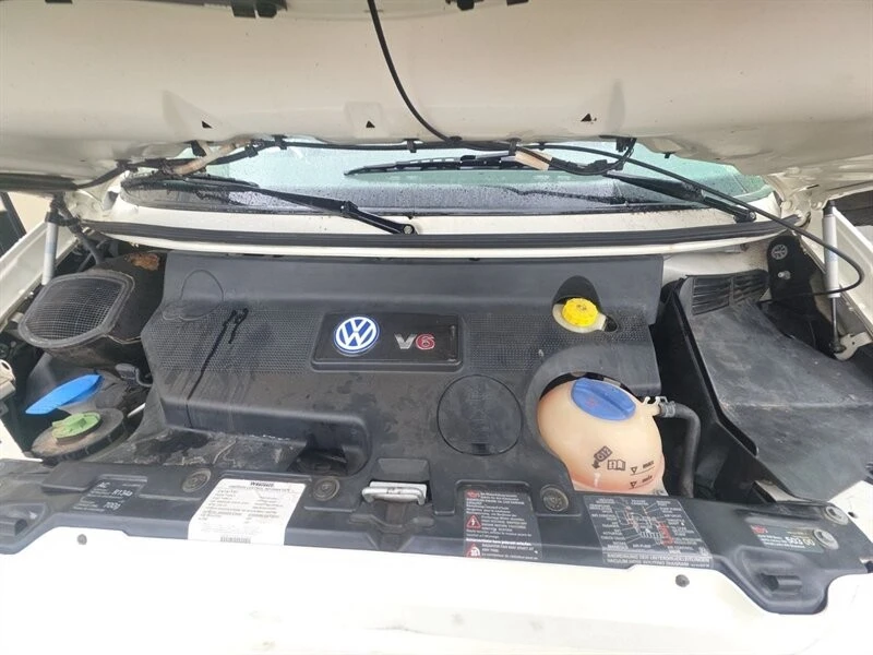2001 Volkswagen EuroVan - Image 19 of 21