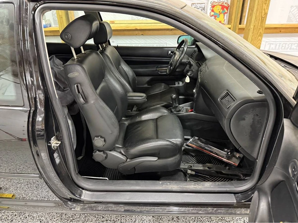 2001 Volkswagen GTI Mk4 - Image 11 of 12