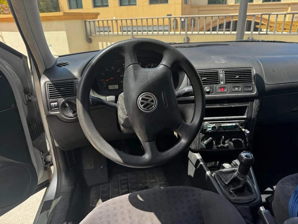 2001 Volkswagen Golf Mk4 - Image 10 of 14