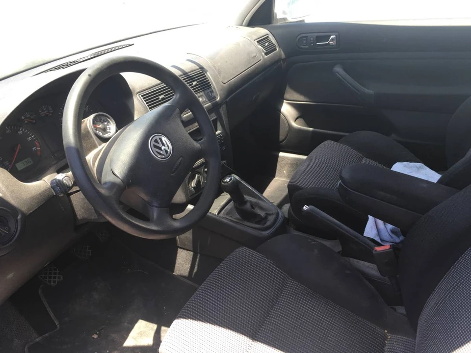 2001 Volkswagen GTI Mk4 - Image 4 of 5