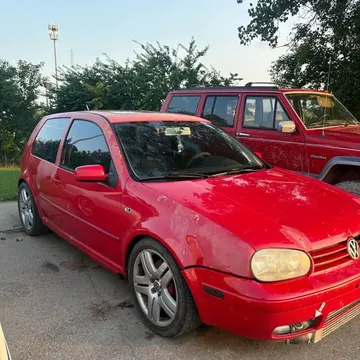 2001 Volkswagen Golf GTI GLS