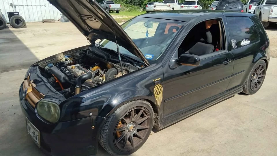 2001 Volkswagen GTI Mk4 - Image 3 of 8