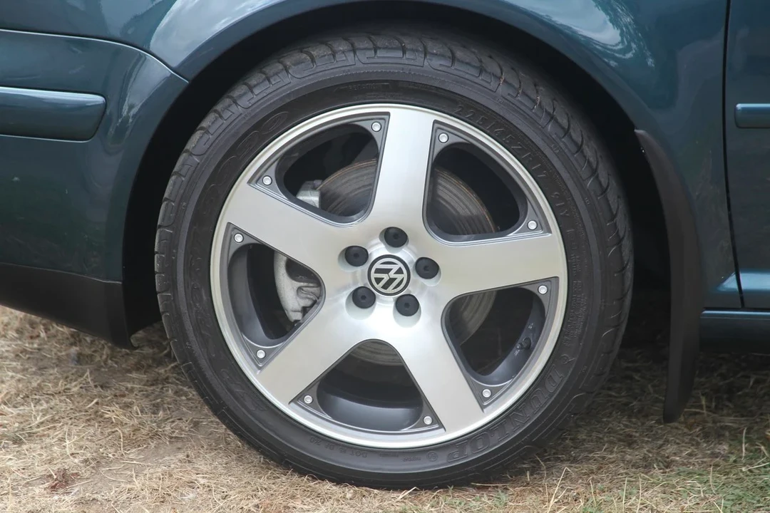 2001 Volkswagen GTI Mk4 - Image 29 of 30