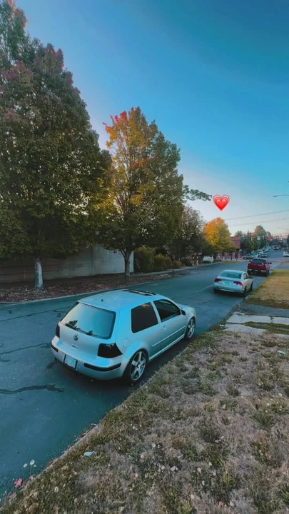 2001 Volkswagen GTI Mk4 - Image 2 of 10