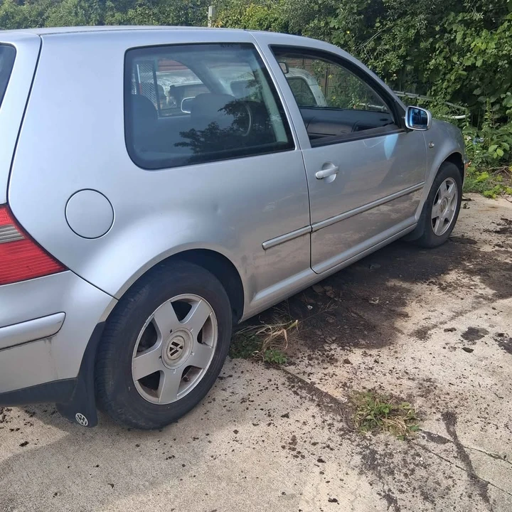 2001 Volkswagen GTI Mk4 - Image 2 of 2