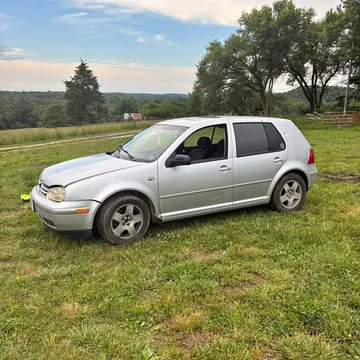 2001 Volkswagen Golf · Hatchback 4D